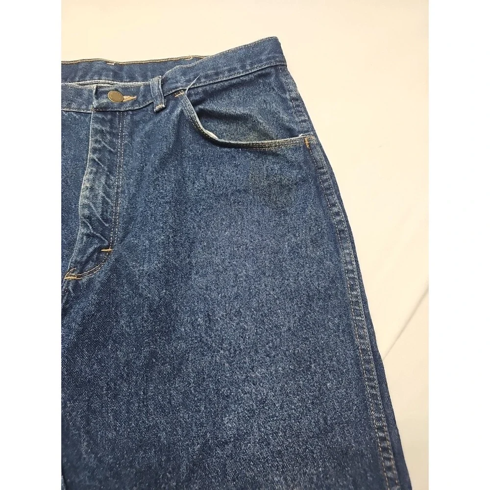 Wrangler rugged wear